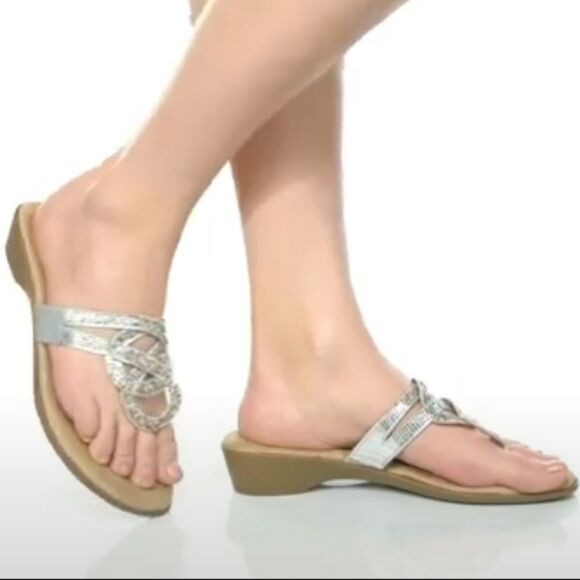 BRAND NEW LONDON FOG ELYSSA  HEELED SANDALS G1 - Picture 1 of 15